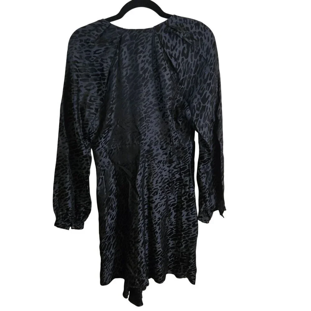 Equipment Femme NWT Alexandria Dress Animal Print Gray Black Silk Blend Size 6